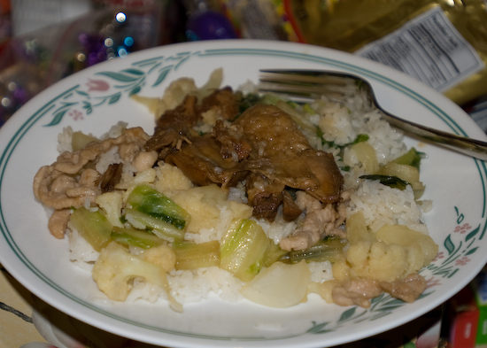 Stir-Fried Lettuce, Cauliflower, and Soy Sauce Braised Pork