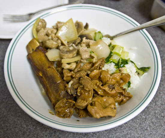 Stewed Pork Ribs, Chicken Gizzards, Pork and Mushrooms, Stir Fried Bok Choy, and White Rice