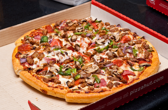 Pizza Hut - Super Supreme Pizza