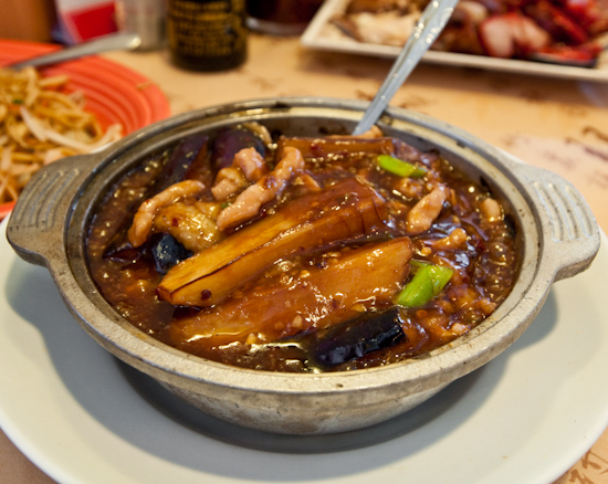 Ho Ho Chinese BBQ Restaurant - Eggplant with Shredded Pork in Garlic Sauce (Hot Pot)