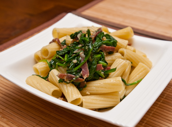 Rigatoni with Prosciutto, Garlic, and Spinach