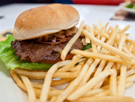 Steak 'n Shake - Western BBQ Double Steakburger with lettuce and tomato