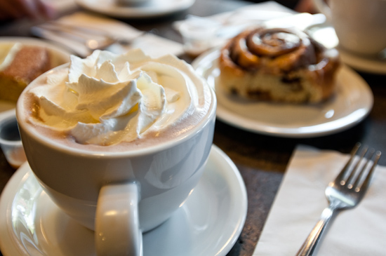 High Point Cafe - Hot Chocolate and Cinnamon Roll