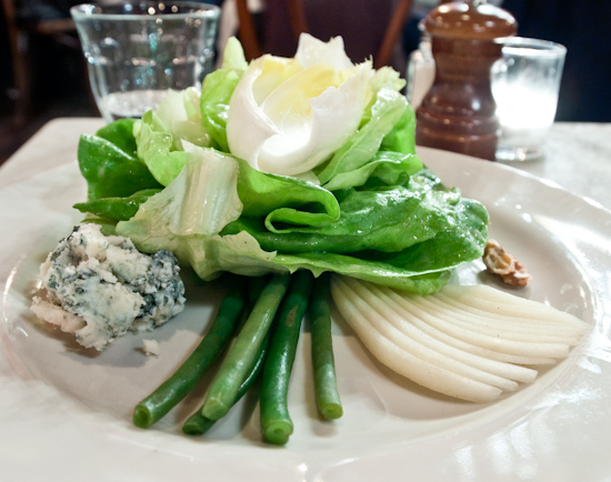 Justine's Brasserie - Salad d'Endives Poire Roquefort