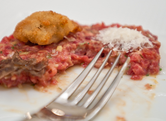 Congress - Beef Tartare - Fried Oysters - Black Truffle - Parmesan - Ciabatta Chips