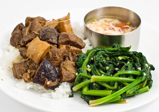 Hong sao rou with spinach and soup