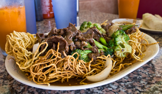 Pho Thaison - Fried Noodles with Beef and Broccoli