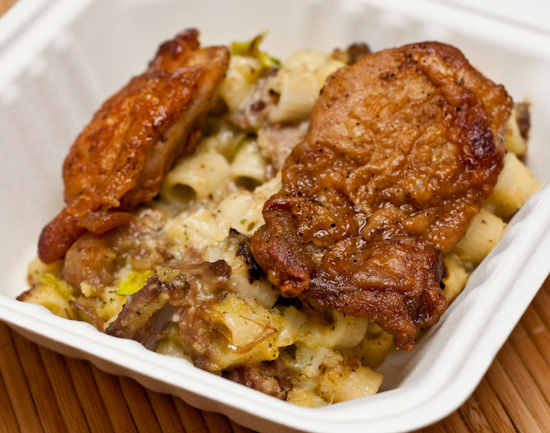 Leftover Foreign & Domestic Mac & Cheese and Crispy Chicken Thigh