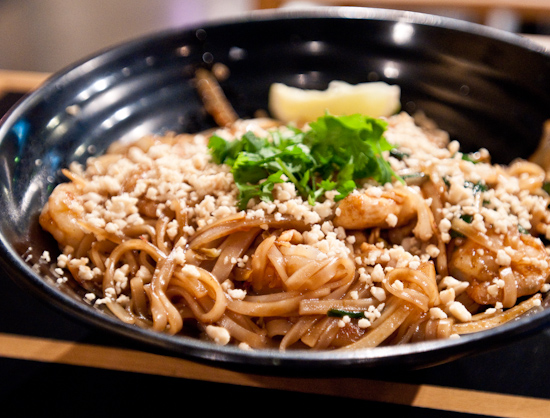 Fire Bowl Cafe - Pad Thai