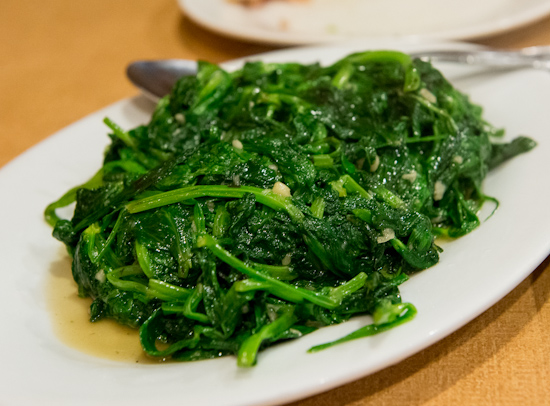Snow Pea Leaves with Garlic Sauce